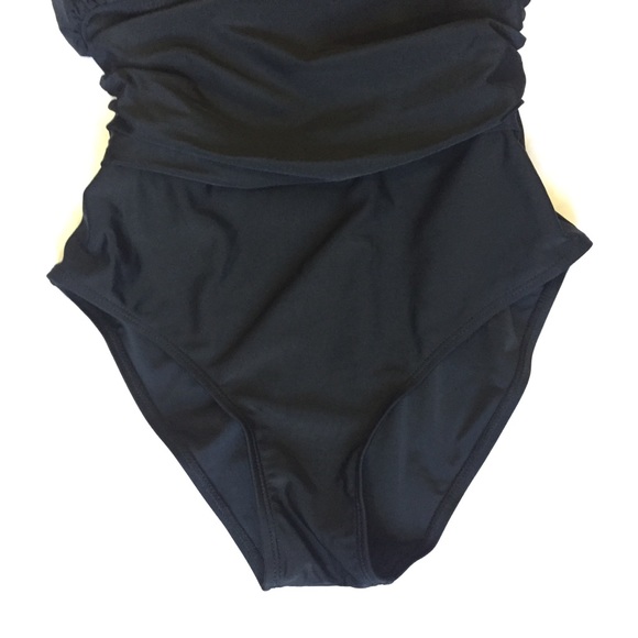 Black One-Piece Swimsuit Crisscross - Picture 3 of 9